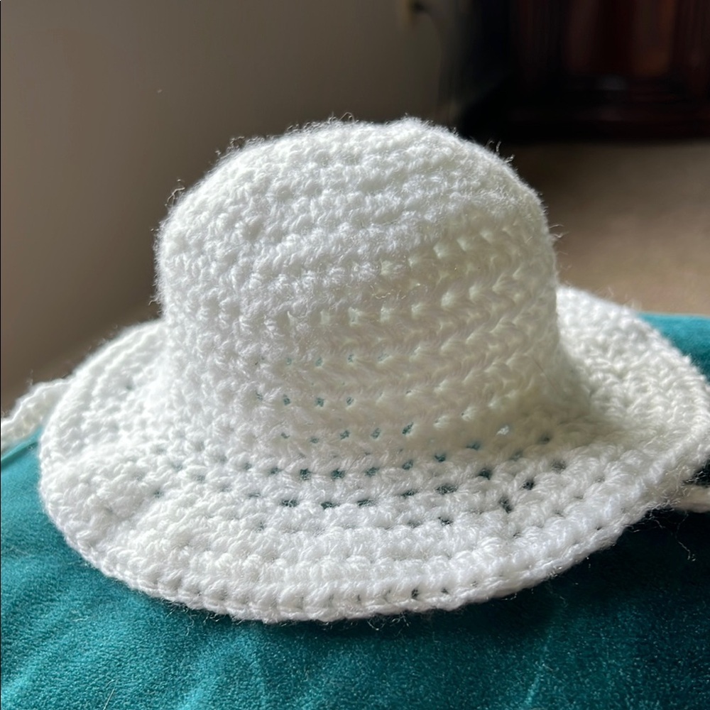 FINAL PRICE  Handmade Baymax Infant Size Crochet Bucket Hat - Picture 4 of 8